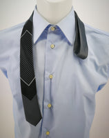 Cravatta stretta disegno